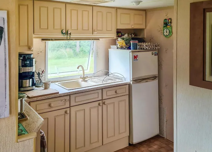 Pet Friendly Stacaravan In Sapunki Parque de Campismo 2*